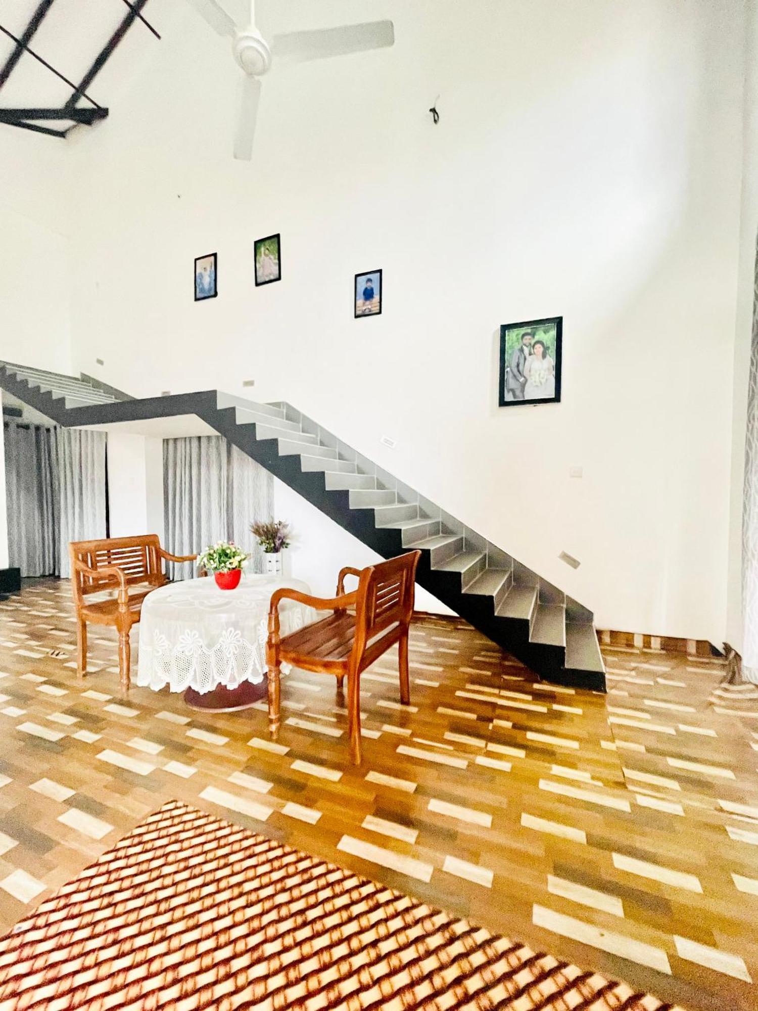 نيجومبو Sebastian Family Villa المظهر الخارجي الصورة